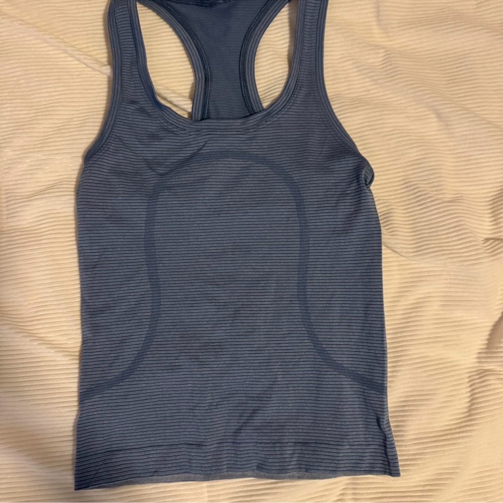 Lululemon swiftly tech Top